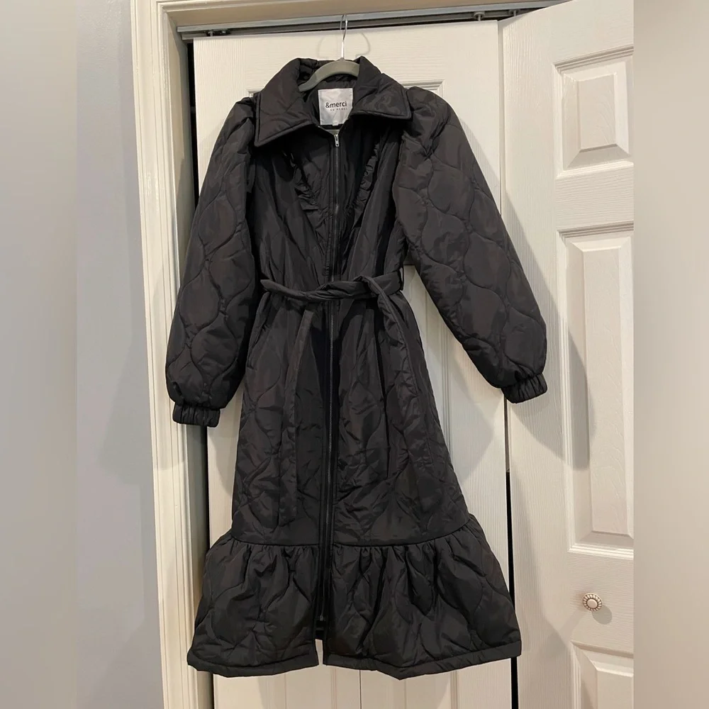 &Merci long black quilted tie-waist jacket,Small, EUC